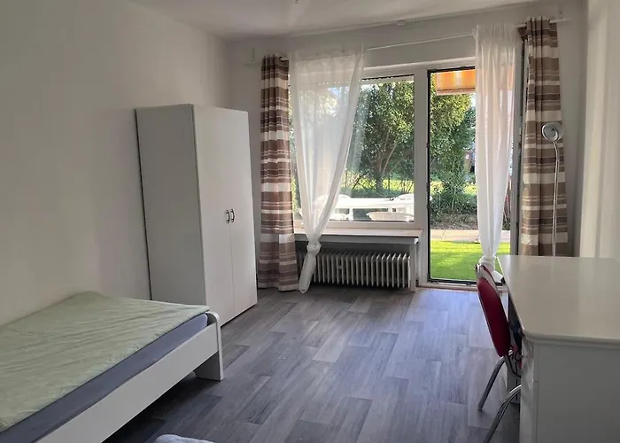 Mit Garten In Διαμέρισμα *